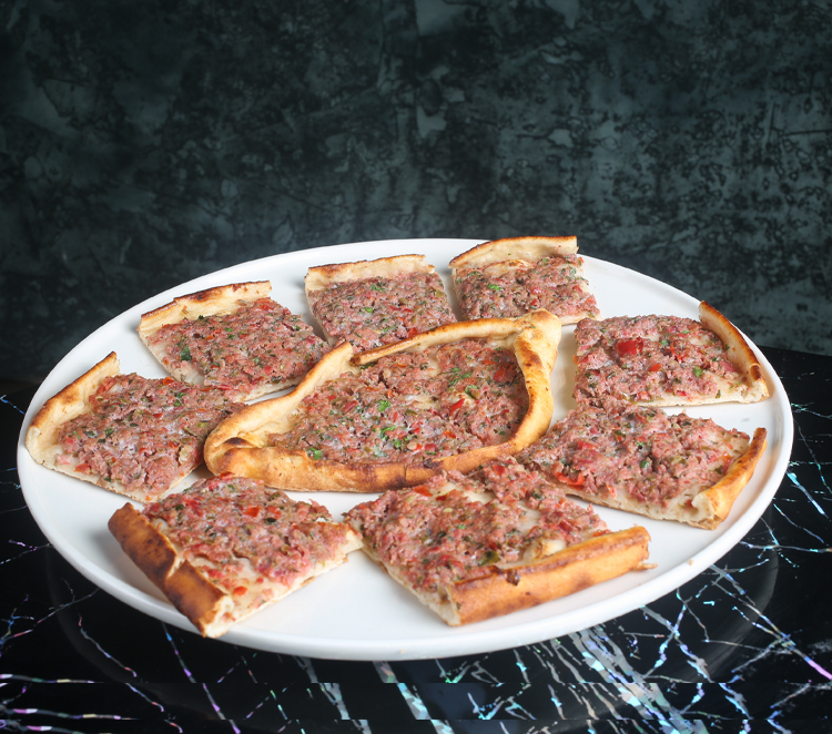 Kıymalı Pide
